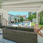 Esclusiva Con Piscina Privata A Mondello Villa