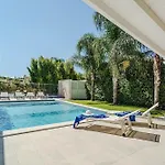 Villa Esclusiva Con Piscina Privata A Mondello Palermo