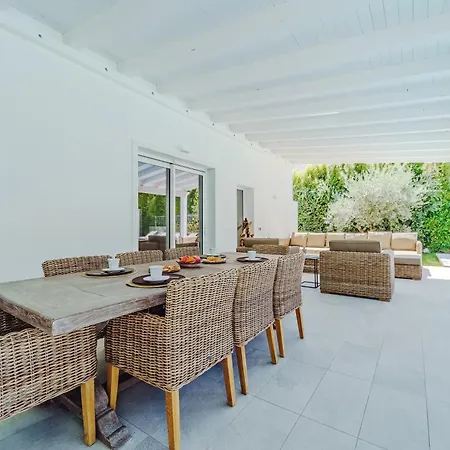 Villa Esclusiva Con Piscina Privata A Mondello *
