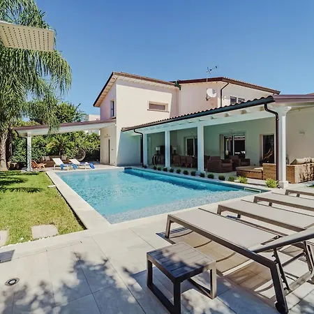 Esclusiva Con Piscina Privata A Mondello ヴィラ