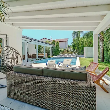 Esclusiva Con Piscina Privata A Mondello ヴィラ