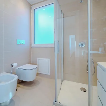 Esclusiva Con Piscina Privata A Mondello *
